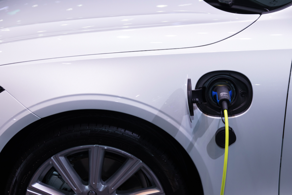 Do all electric vehicles use the same chargers, can you charge your electric vehicle overnight, electric vehicle charging guide, charging station, ev charging